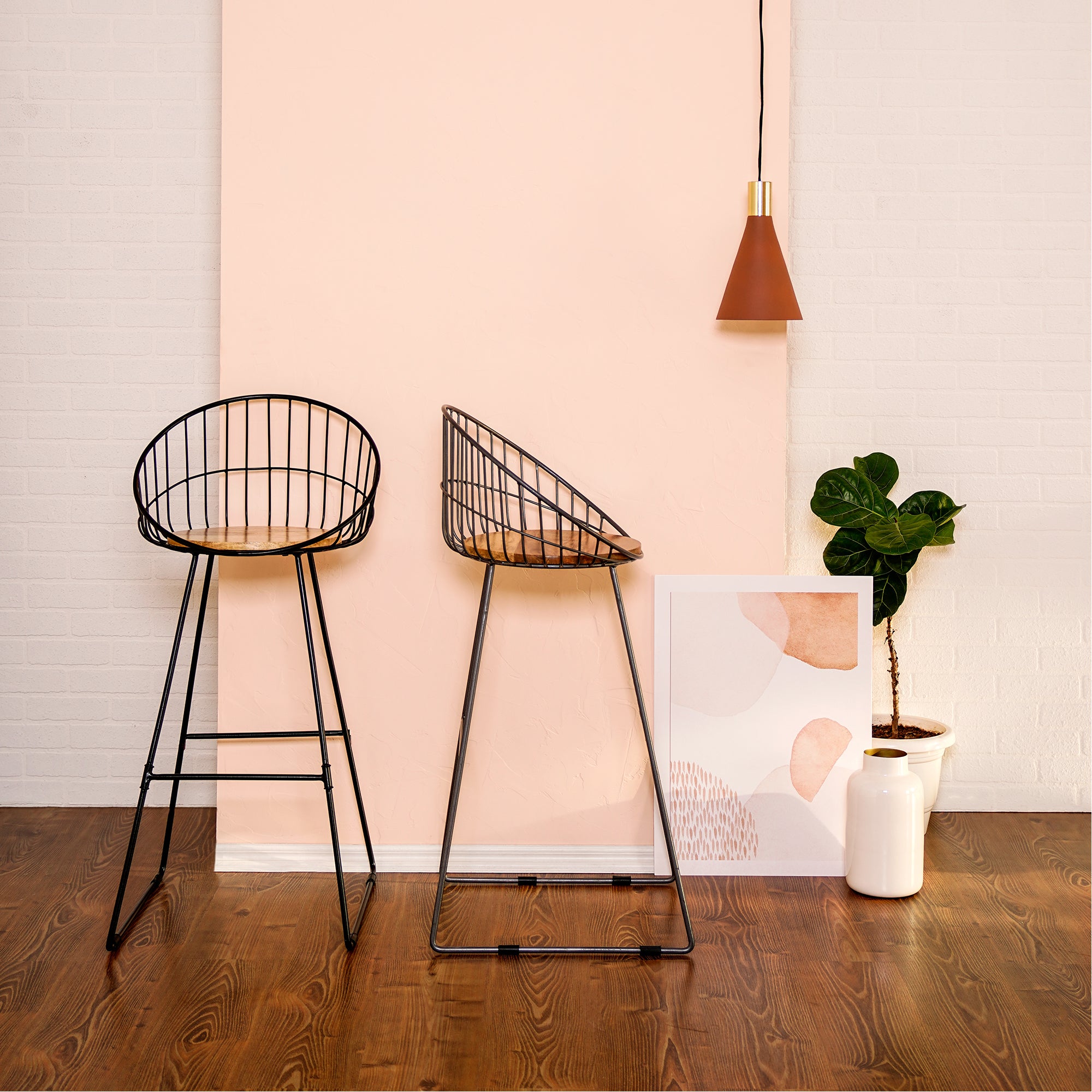 Astrid online bar stool